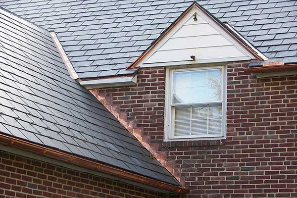 Which Is Better, Shingles or Metal Roofing?